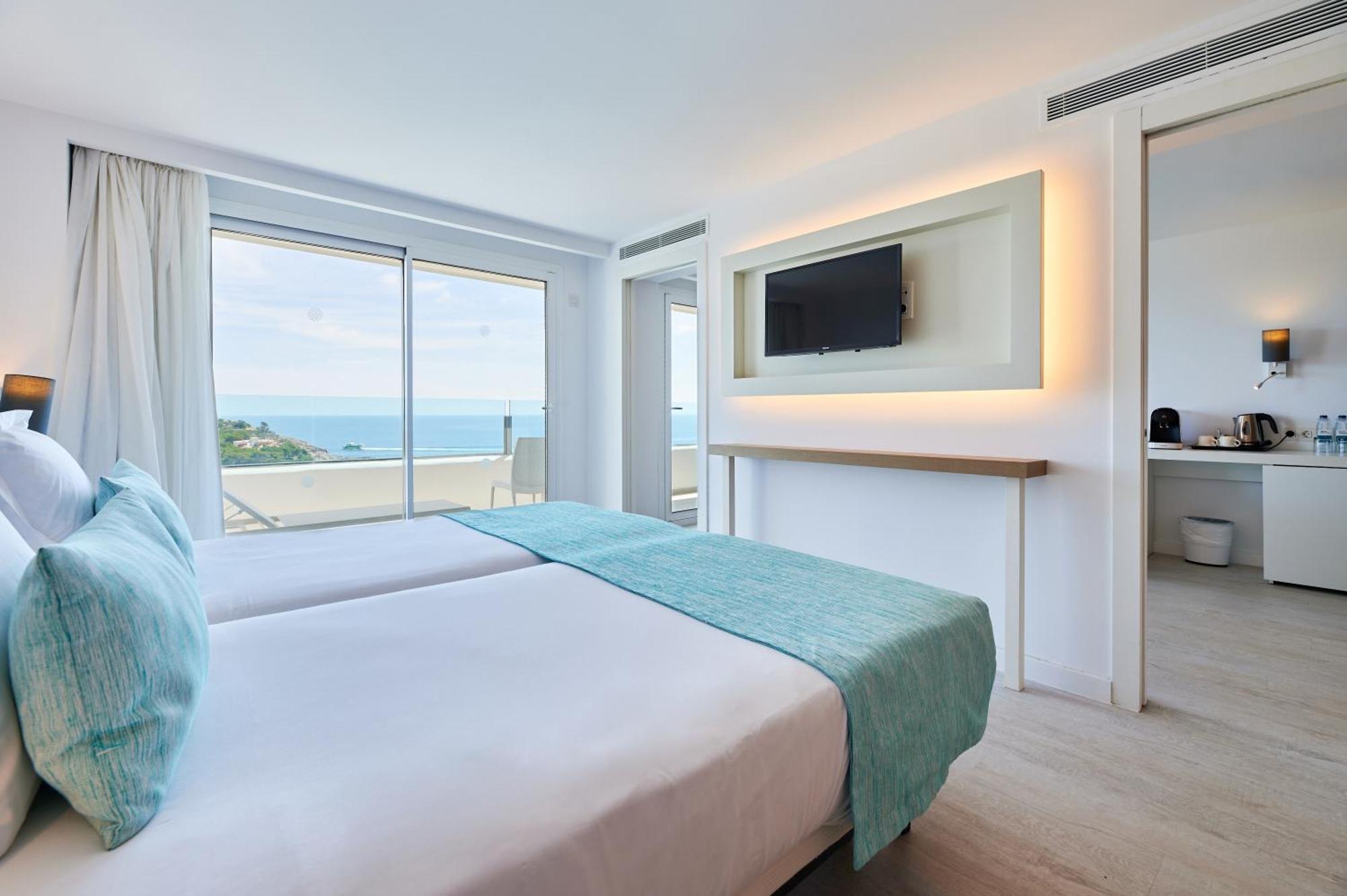 Aluasoul Carolina - Adults Only Hotel Font de sa Cala Ngoại thất bức ảnh