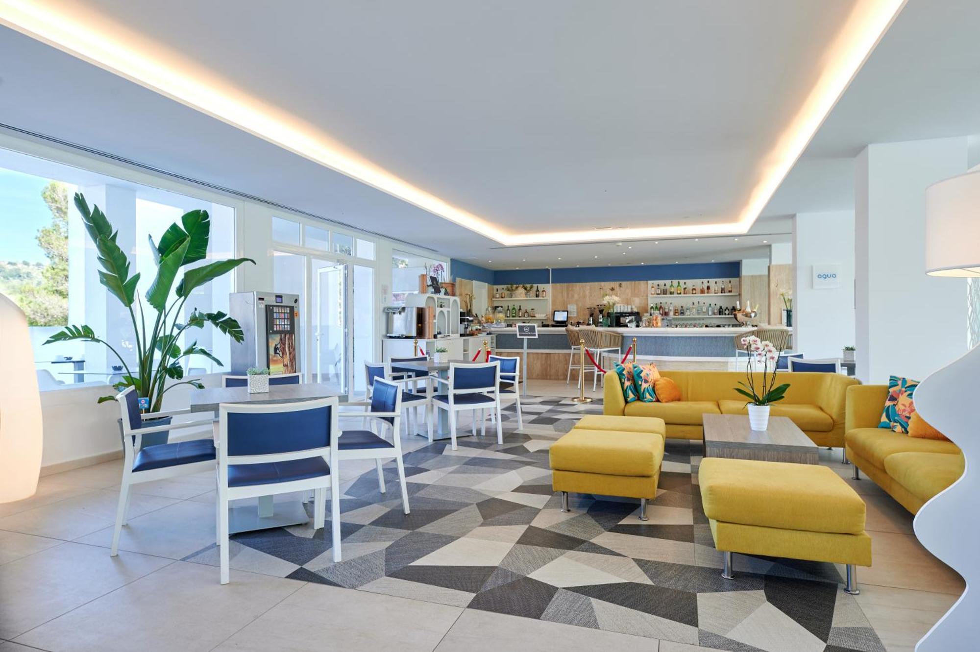 Aluasoul Carolina - Adults Only Hotel Font de sa Cala Ngoại thất bức ảnh