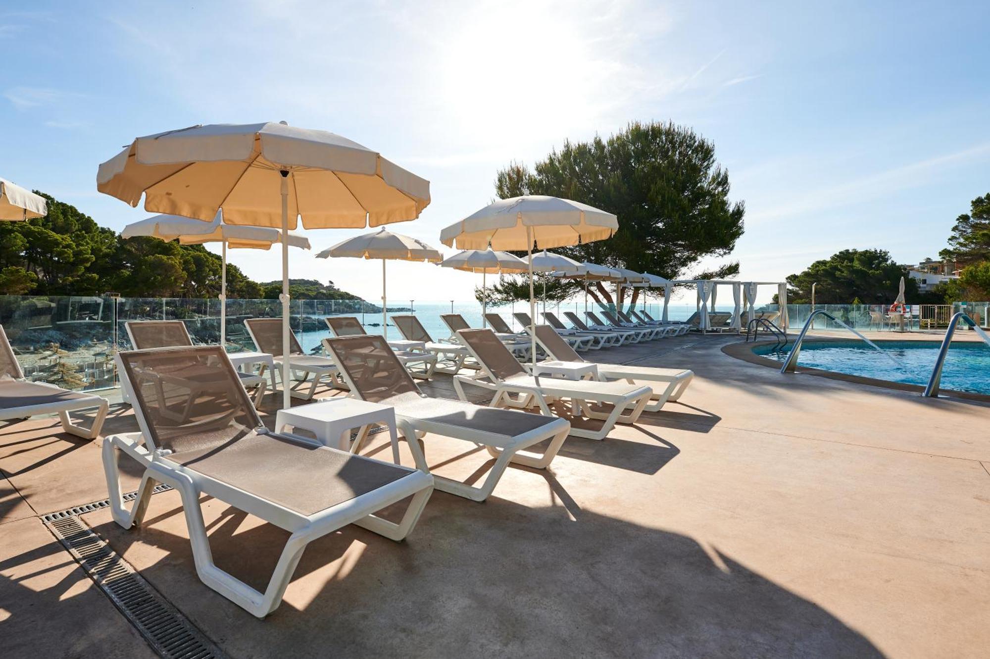Aluasoul Carolina - Adults Only Hotel Font de sa Cala Ngoại thất bức ảnh